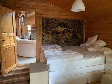 Фото номера Дом с 5 спальнями Дома для отпуска Luxury Holiday Home with Private Lake г. Vehmaa 91